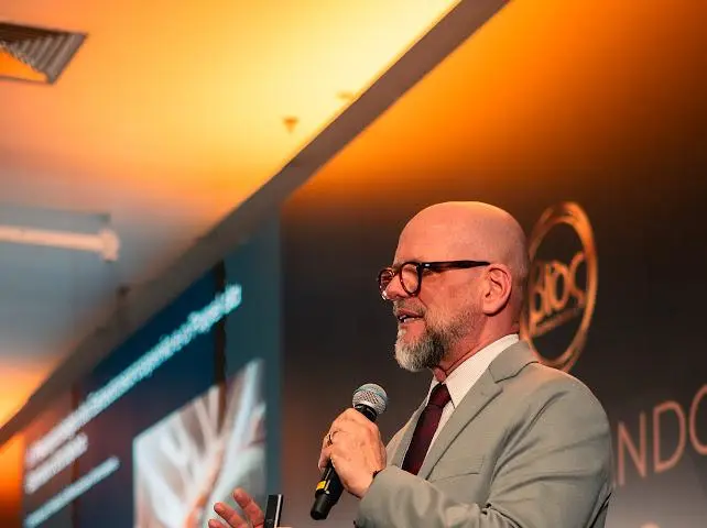 Dr. Glaycon apresentando